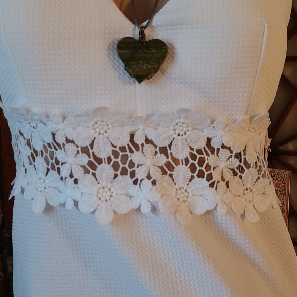 NWT BEAUTIFUL SUMMER LACE WHITE IRIS MEDIUM DRESS. - Picture 4 of 16